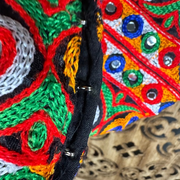 Hand-Stitched Embroidered Women's Crop Top - Picture 6 of 6